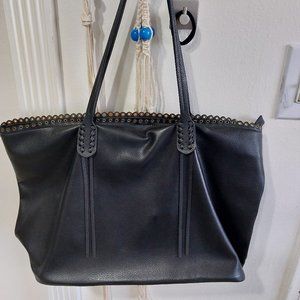 Faux Leather Black Zipper Tote Cute Beautiful Top Seam Detail Opening